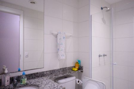 Apartamento à venda com 55m², 2 quartos e 1 vaga Apartamento à venda com 55m², 2 quartos e 1 vagaBanheiro Social
