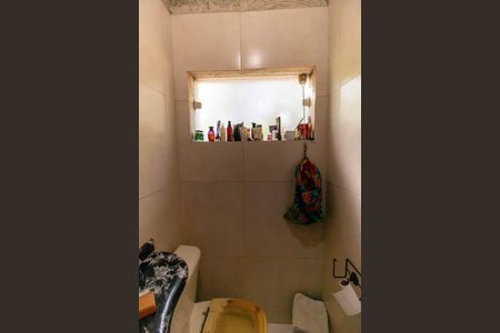 Casa à venda com 897m², 3 quartos e 8 vagas Casa à venda com 897m², 3 quartos e 8 vagasBanheiro da Suíte