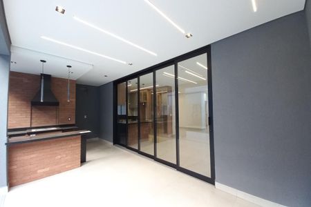 Casa de condomínio à venda com 305m², 4 quartos e 4 vagas Casa de condomínio à venda com 305m², 4 quartos e 4 vagasÁrea comum - Churrasqueira