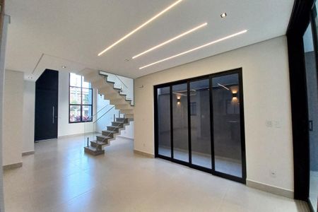 Casa de condomínio à venda com 305m², 4 quartos e 4 vagas Casa de condomínio à venda com 305m², 4 quartos e 4 vagasCopa