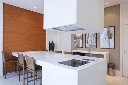 Apartamento à venda com 77m², 1 quarto e 1 vaga Apartamento à venda com 77m², 1 quarto e 1 vagaÁrea comum