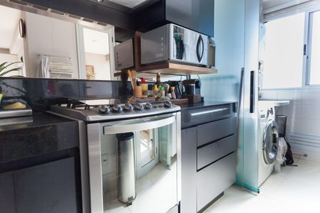 Apartamento à venda com 77m², 1 quarto e 1 vaga Apartamento à venda com 77m², 1 quarto e 1 vagaCozinha