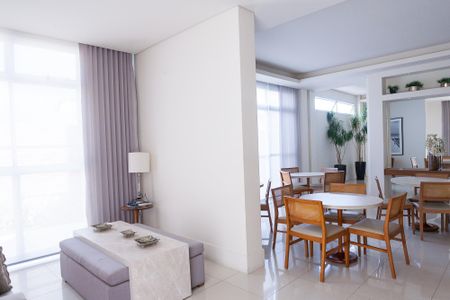 Apartamento à venda com 77m², 1 quarto e 1 vaga Apartamento à venda com 77m², 1 quarto e 1 vagaÁrea comum