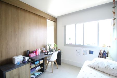 Apartamento à venda com 77m², 2 quartos e 1 vagaSuíte 2