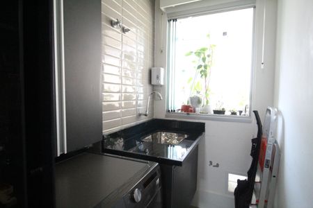 Apartamento à venda com 77m², 2 quartos e 1 vagaÁrea de serviço