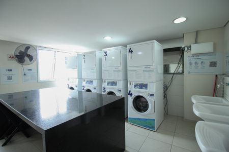 Apartamento à venda com 32m², 1 quarto e sem vagaÁrea comum