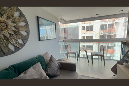 Apartamento para alugar com 74m², 2 quartos e 1 vaga Apartamento para alugar com 74m², 2 quartos e 1 vagaSala
