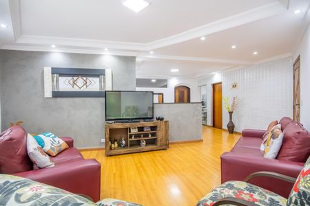 Casa à venda com 152m², 2 quartos e 2 vagas Casa à venda com 152m², 2 quartos e 2 vagasSala
