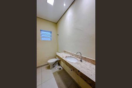 Casa à venda com 147m², 2 quartos e 4 vagasLavabo