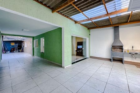 Casa à venda com 147m², 2 quartos e 4 vagasÁrea externa