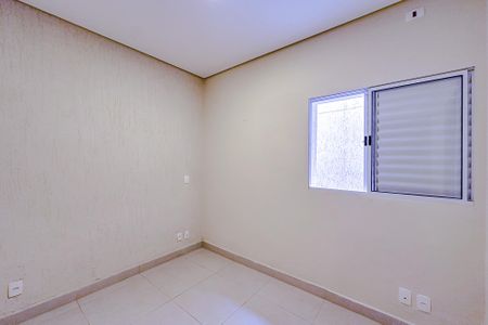 Casa à venda com 147m², 2 quartos e 4 vagasQuarto 2 - Suíte