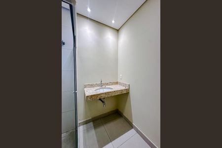 Casa à venda com 147m², 2 quartos e 4 vagasBanheiro da Suíte 2