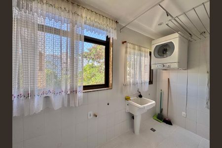 Apartamento à venda com 117m², 3 quartos e 2 vagasCozinha e Área de Serviço