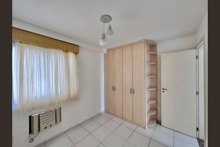 Apartamento à venda com 117m², 3 quartos e 2 vagasQuarto 2