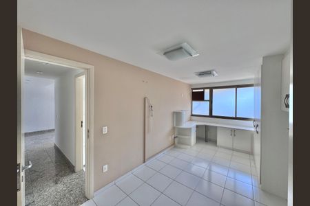 Apartamento à venda com 117m², 3 quartos e 2 vagasSuíte