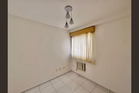 Apartamento à venda com 117m², 3 quartos e 2 vagasQuarto 2