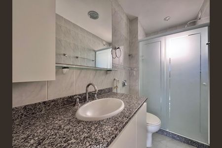 Apartamento à venda com 117m², 3 quartos e 2 vagasBanheiro da Suíte