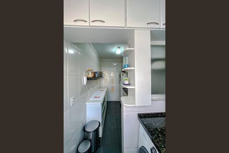 Apartamento à venda com 59m², 3 quartos e 1 vagaÁrea de Serviço