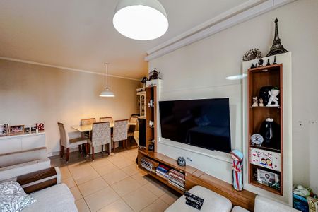 Apartamento à venda com 68m², 2 quartos e 1 vagaSala