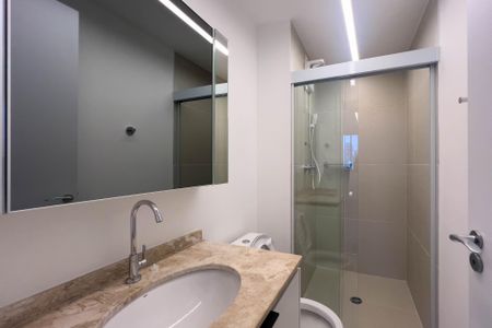 Apartamento à venda com 40m², 2 quartos e sem vaga Apartamento à venda com 40m², 2 quartos e sem vagaBanheiro