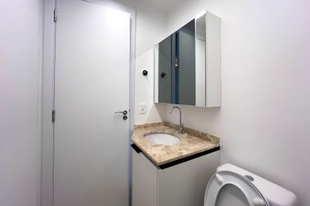 Apartamento à venda com 40m², 2 quartos e sem vaga Apartamento à venda com 40m², 2 quartos e sem vagaBanheiro