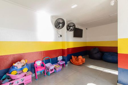 Apartamento para alugar com 44m², 2 quartos e 1 vaga Apartamento para alugar com 44m², 2 quartos e 1 vagaÁrea comum - Brinquedoteca