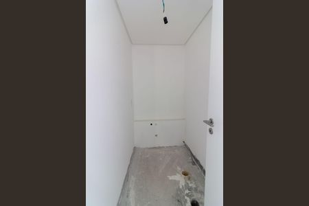 Apartamento à venda com 136m², 3 quartos e 2 vagas Apartamento à venda com 136m², 3 quartos e 2 vagasLavabo da Sala