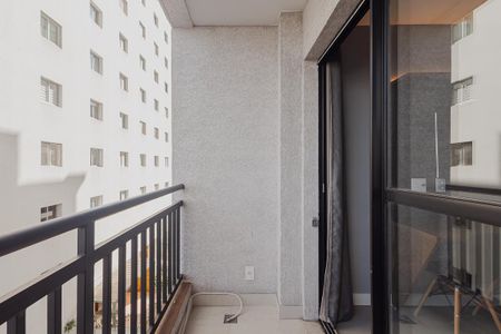 Studio à venda com 27m², 1 quarto e sem vagaVaranda