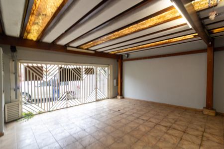 Casa à venda com 165m², 3 quartos e 2 vagas Casa à venda com 165m², 3 quartos e 2 vagasGaragem