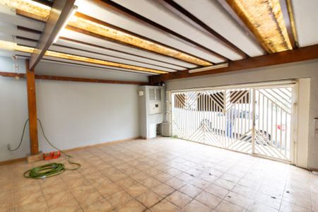 Casa à venda com 165m², 3 quartos e 2 vagas Casa à venda com 165m², 3 quartos e 2 vagasGaragem