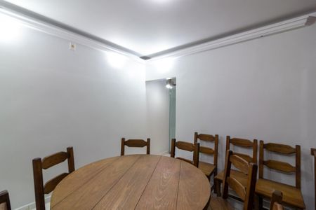 Casa à venda com 165m², 3 quartos e 2 vagas Casa à venda com 165m², 3 quartos e 2 vagasSala de Jantar