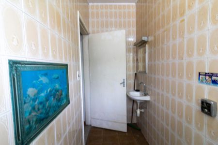 Casa à venda com 165m², 3 quartos e 2 vagas Casa à venda com 165m², 3 quartos e 2 vagasBanheiro Escritório