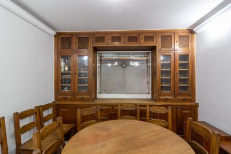 Casa à venda com 165m², 3 quartos e 2 vagas Casa à venda com 165m², 3 quartos e 2 vagasSala de Jantar