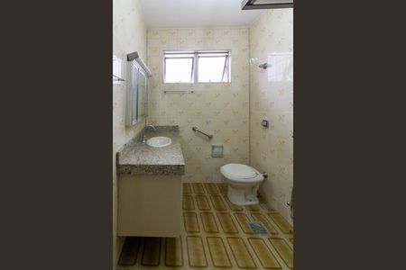 Casa à venda com 165m², 3 quartos e 2 vagas Casa à venda com 165m², 3 quartos e 2 vagasBanheiro da Suíte 1