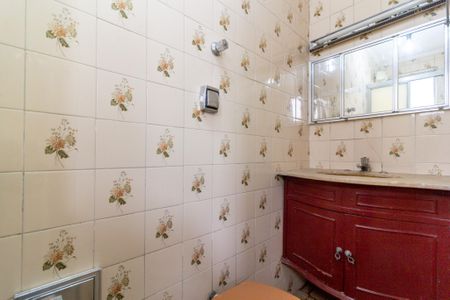 Casa à venda com 165m², 3 quartos e 2 vagas Casa à venda com 165m², 3 quartos e 2 vagasBanheiro da Suíte 2