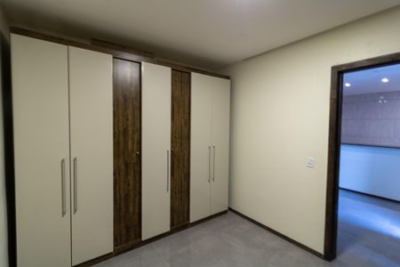 Casa à venda com 70m², 2 quartos e 2 vagasQuarto 1
