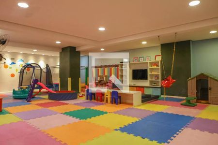 Apartamento à venda com 223m², 4 quartos e 4 vagas Apartamento à venda com 223m², 4 quartos e 4 vagasÁrea comum