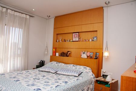 Apartamento à venda com 223m², 4 quartos e 4 vagas Apartamento à venda com 223m², 4 quartos e 4 vagasSuíte 1