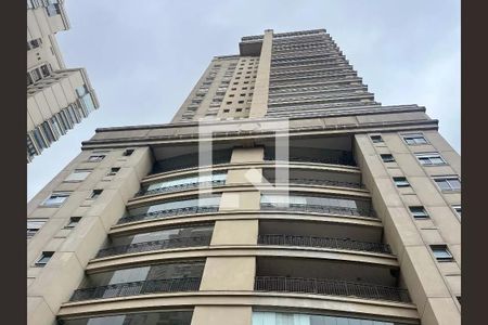 Apartamento à venda com 223m², 4 quartos e 4 vagas Apartamento à venda com 223m², 4 quartos e 4 vagasFachada