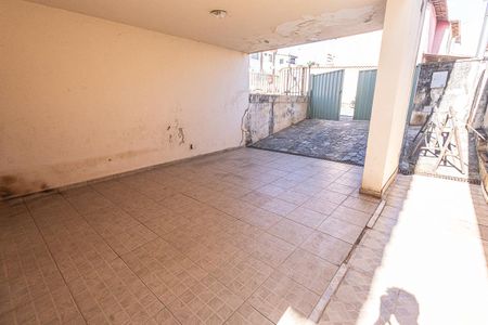 Casa à venda com 157m², 4 quartos e 4 vagasGaragem