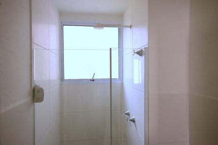 Apartamento à venda com 45m², 2 quartos e 1 vaga Apartamento à venda com 45m², 2 quartos e 1 vagaBanheiro Social