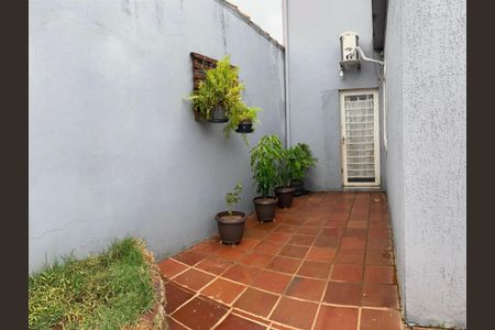 Casa à venda com 178m², 4 quartos e 5 vagas Casa à venda com 178m², 4 quartos e 5 vagasFoto 16