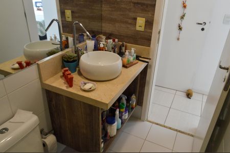 Apartamento à venda com 92m², 3 quartos e 1 vaga Apartamento à venda com 92m², 3 quartos e 1 vagaBanheiro da Suíte