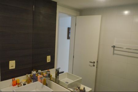 Apartamento à venda com 92m², 3 quartos e 1 vaga Apartamento à venda com 92m², 3 quartos e 1 vagaBanheiro