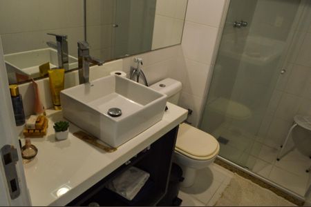 Apartamento à venda com 92m², 3 quartos e 1 vaga Apartamento à venda com 92m², 3 quartos e 1 vagaBanheiro