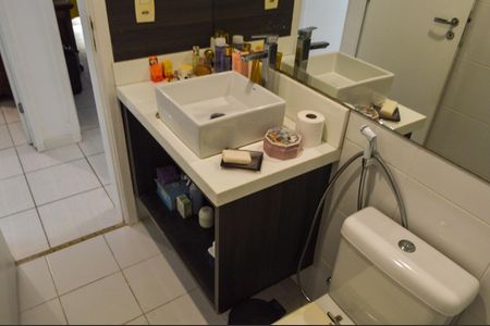 Apartamento à venda com 92m², 3 quartos e 1 vaga Apartamento à venda com 92m², 3 quartos e 1 vagaBanheiro