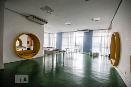 Apartamento à venda com 92m², 3 quartos e 1 vaga Apartamento à venda com 92m², 3 quartos e 1 vagaÁrea comum