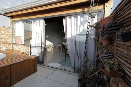 Apartamento à venda com 100m², 2 quartos e 1 vagaÁrea aberta cobertura