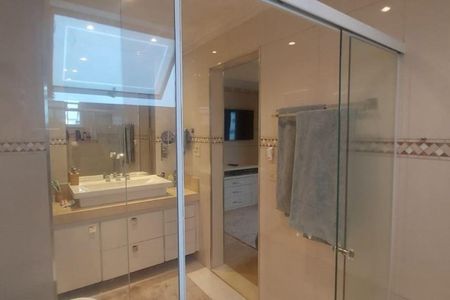Apartamento à venda com 198m², 3 quartos e 2 vagas