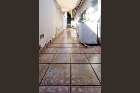 Casa à venda com 326m², 3 quartos e 6 vagas